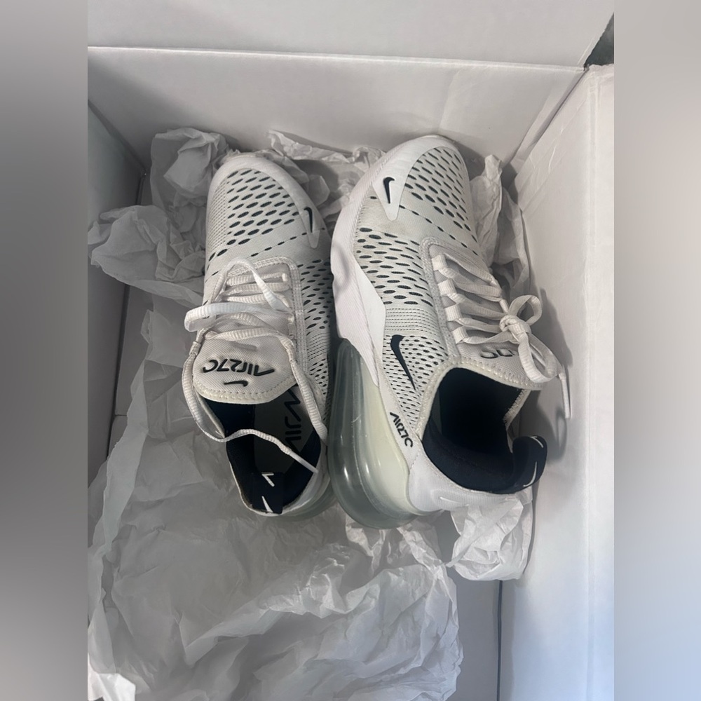 Nike Air 270